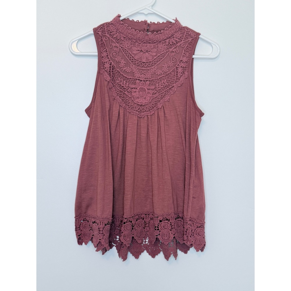 Xhilaration Mauve Crochet Lace Sleeveless Mock Neck Boho Top Small‎